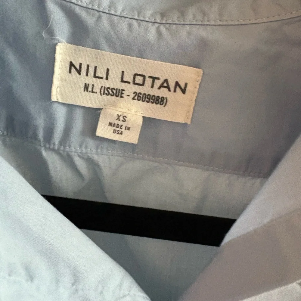 Nili Lotan Blue Casual Button Down‎ Shirt Classic Design - Picture 2 of 2